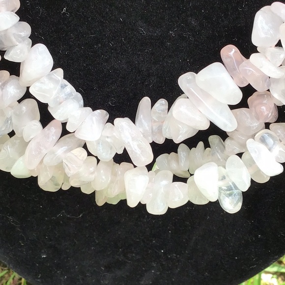 Three beautiful strand rose quartz beaded necklace - Picture 2 of 3
